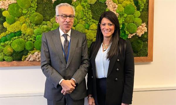 لقاءات وزيرة التخطيط مع لبنان وصندوق أوبك لتعزيز التعاون المشترك