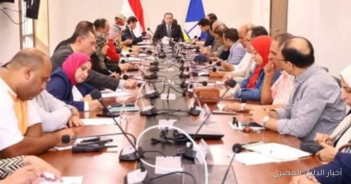 محافظ دمياط يعقد اجتماعًا لمتابعة استعدادات انتخابات مجلس النواب