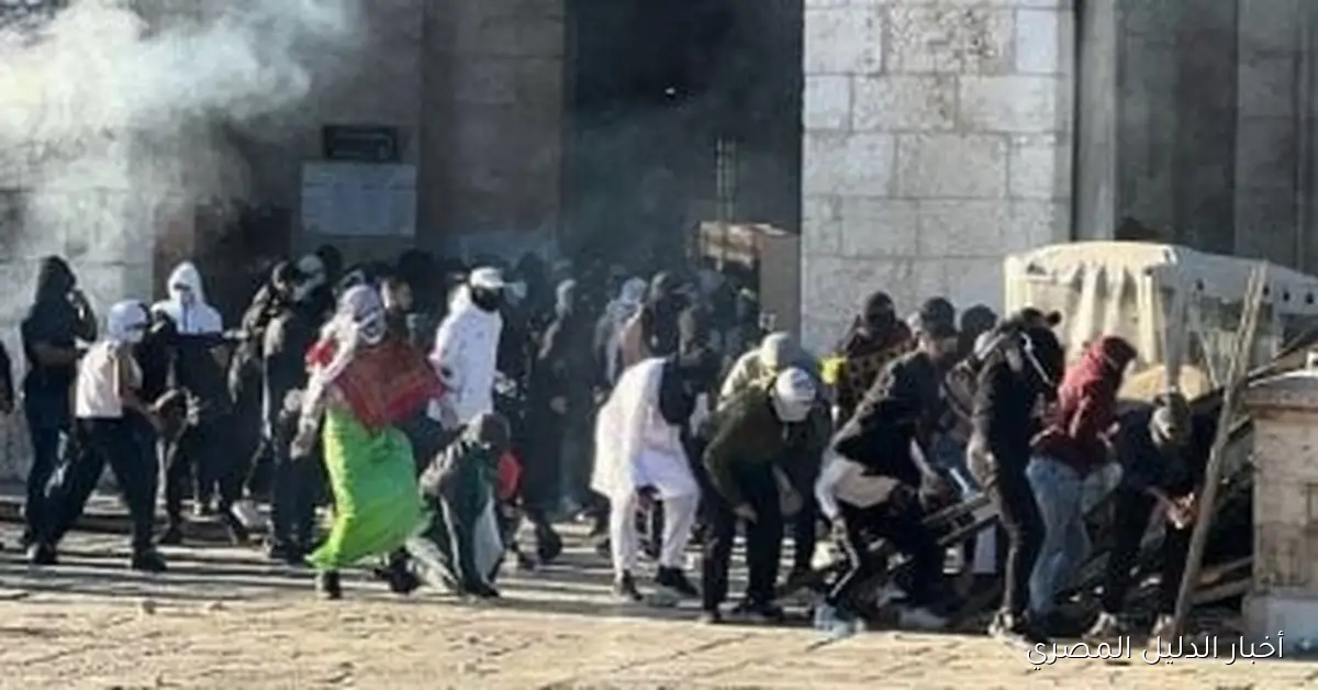 مستوطنون إسرائيليون يقتحمون باحات المسجد الأقصى في تصعيد جديد للتوترات الدينية